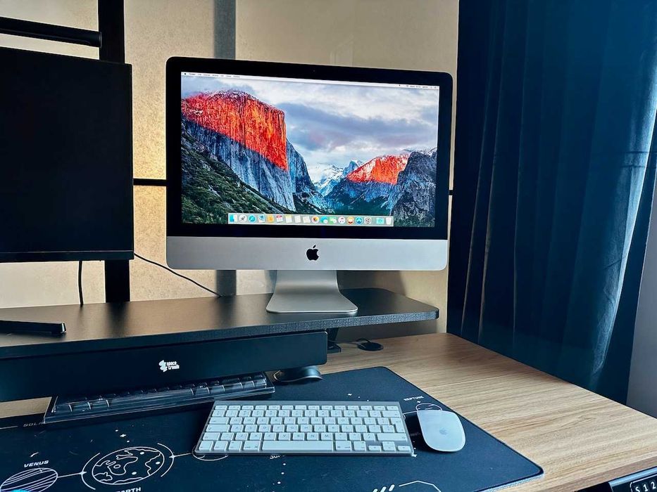 Apple iMac 21,5” i5 8 GB RAM 500 GB klawiatura mysz