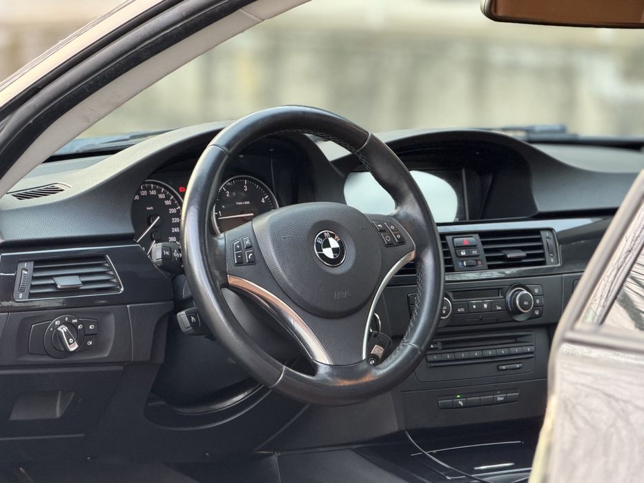 BMW 320D E92 LCI PACK M