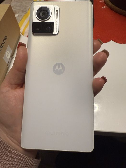 Motorola edge 30ultra