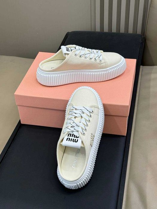 Mule tramki ! Miu Miu ! Premium! Od ręki białe i kremowe 36-40