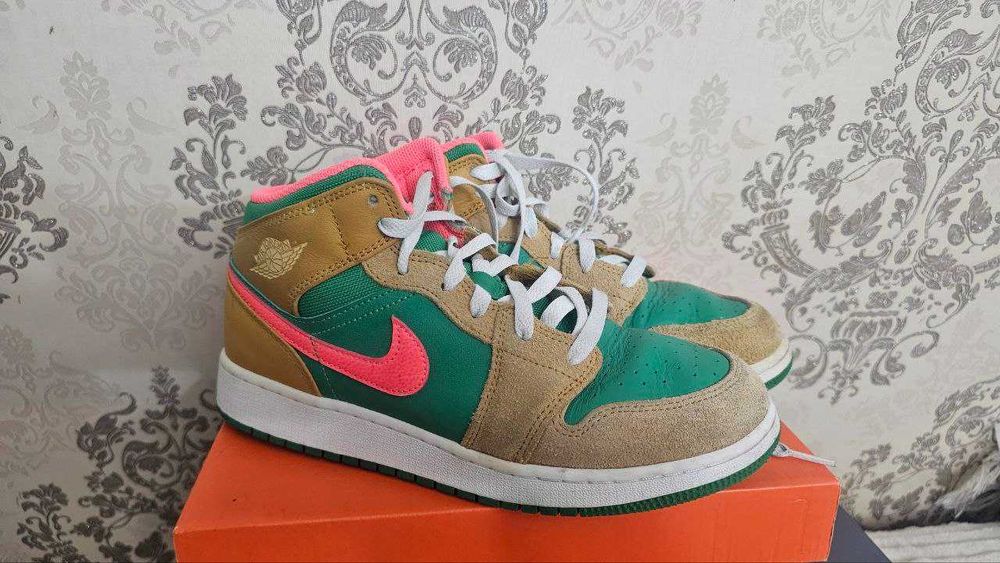 ИДЕАЛ! Nike Air Jordan 1 Mid SE “Wheat Watermelon” DX4332-700