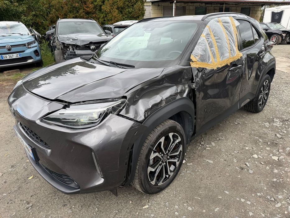 Toyota Yaris Cross HYBRYDA AUTOMAT bogate wyposażenie OKAZJA!