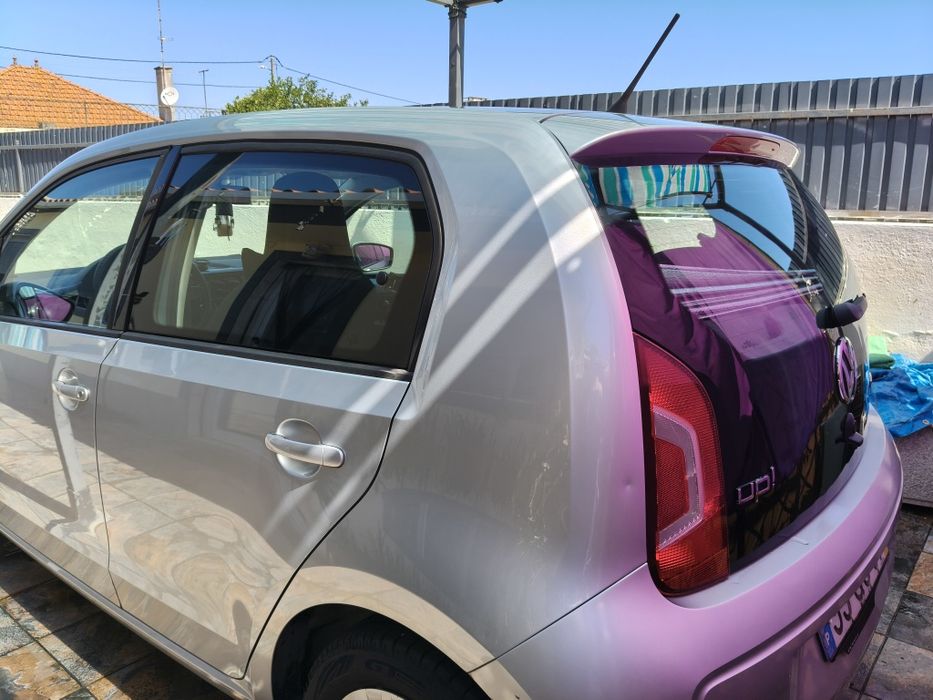 Volkswagen Up (Blue Mothion)