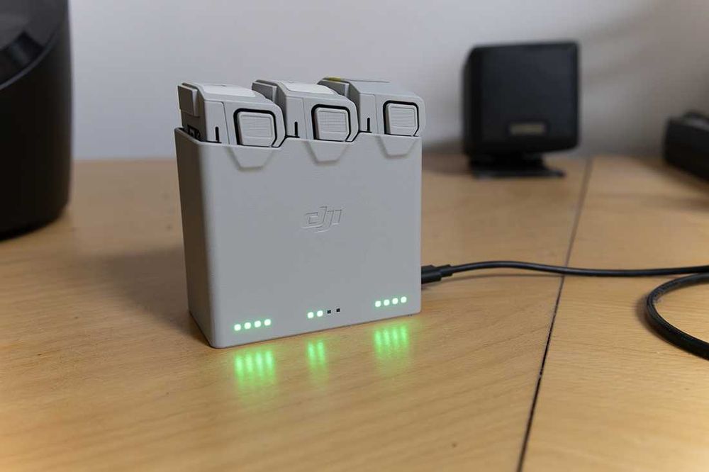 DJI Mini 4 Pro Fly More Combo (DJI RC 2)