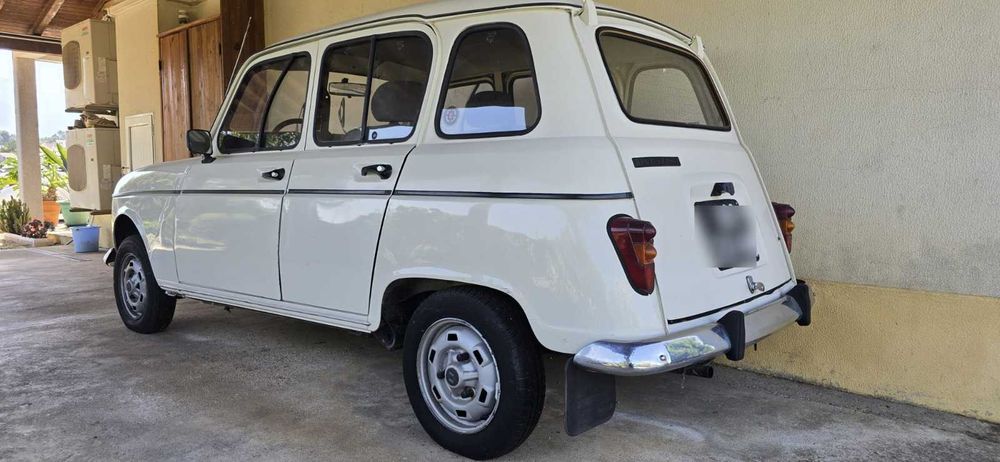 Renault 4L de 1988