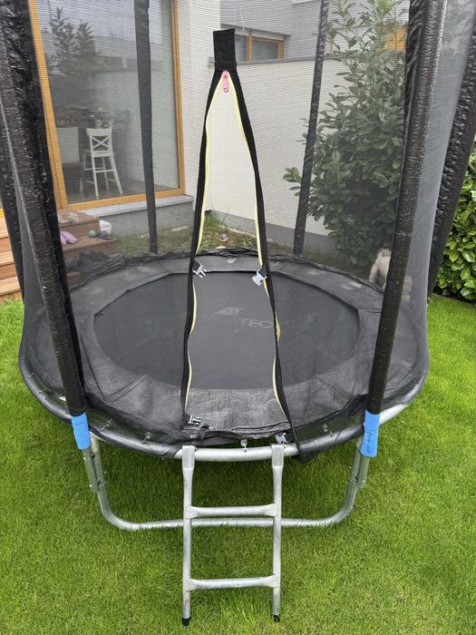 Trampolina ogrodowa