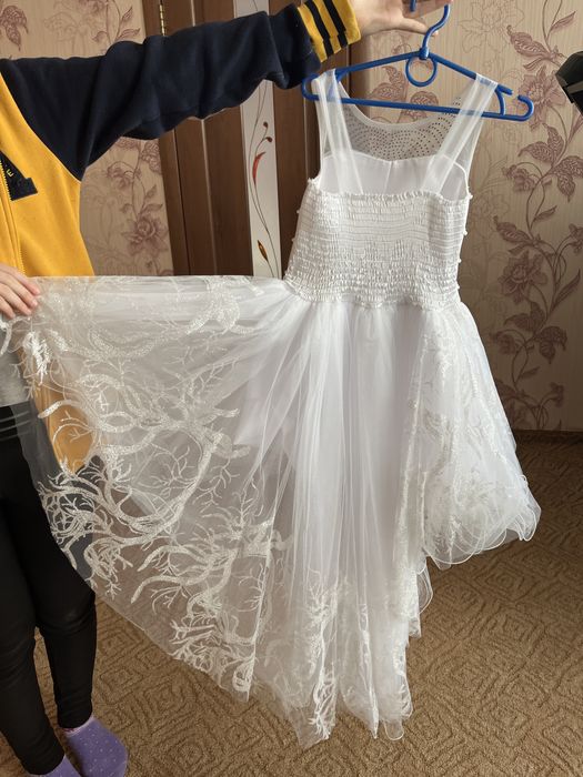 Праздничное платье