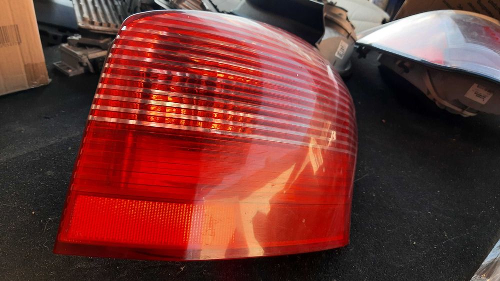 lampa tylna prawa Peugeot 407 SW 407sw oryginał