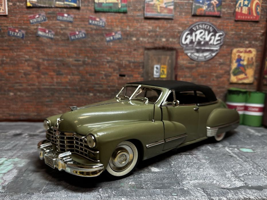 Cadillac 62 series 1:18