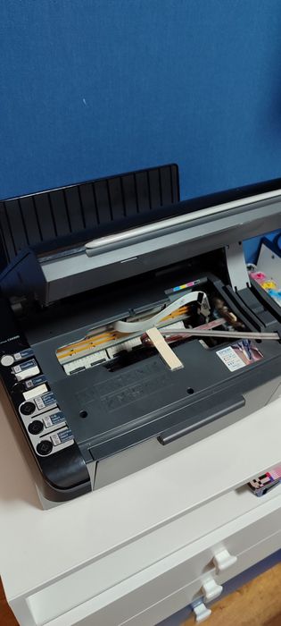 Продам принтер Epson cx4300
