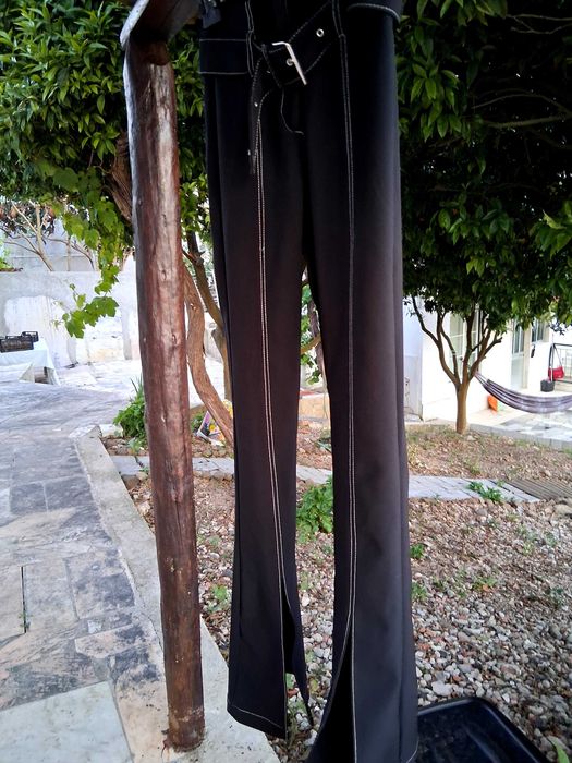 Calça Breskha,com top OhPolly.