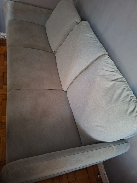 Sofá 3 lugares e Pisa Pés do Ikea