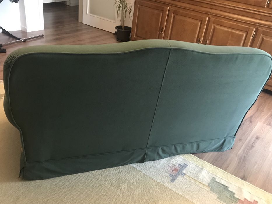 Sofa verde 2 lugares