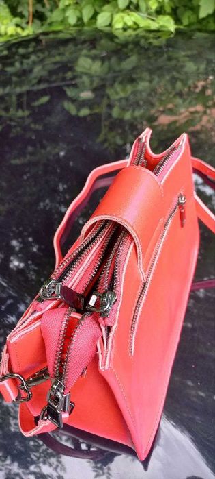 Сумка жіноча шкіряна