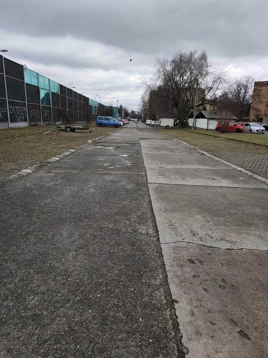 Wynajmę działkę utwardzoną/plac Kraków ul. Grota - Roweckiego