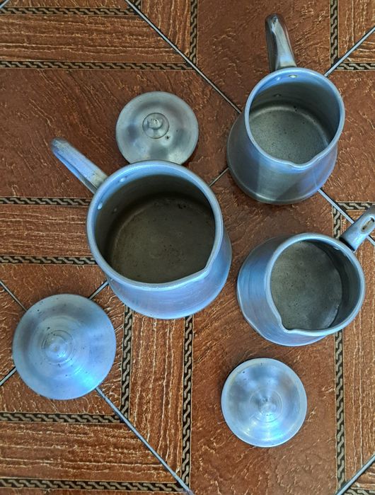 3 Cafeteiras aluminio - vintage
