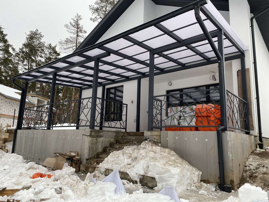 Автонавіси, тераси, відкатні ворота, металоконструкції