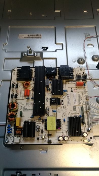 TV Sharp LC-55UI7252E - peças