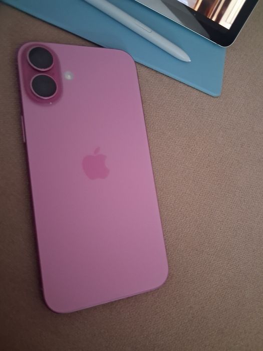 Iphone 16 plus como novo