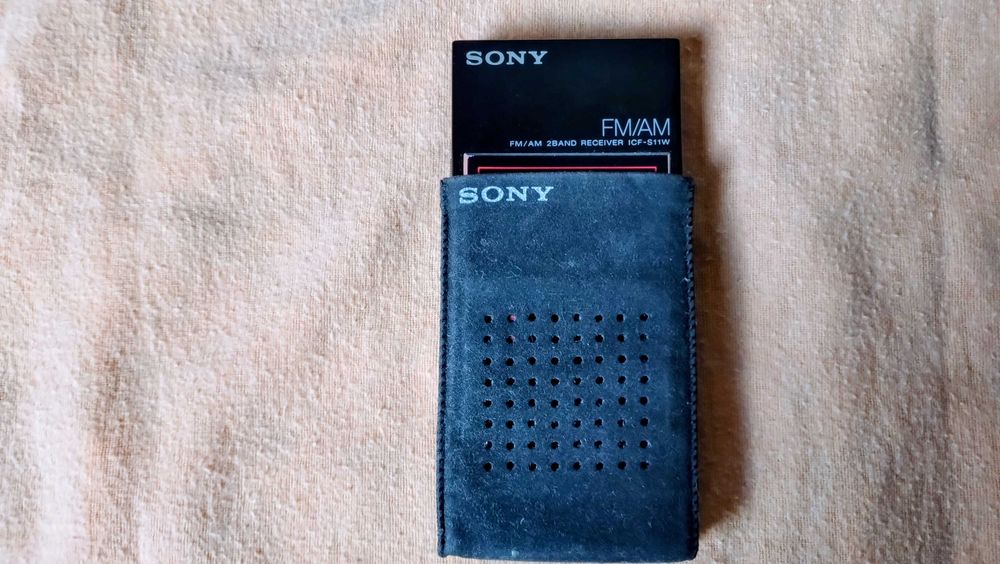 Mini Radio Bolso Raro Sony ICF-S11W FM/AM