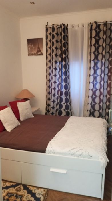 Quarto para alugar em Benfica