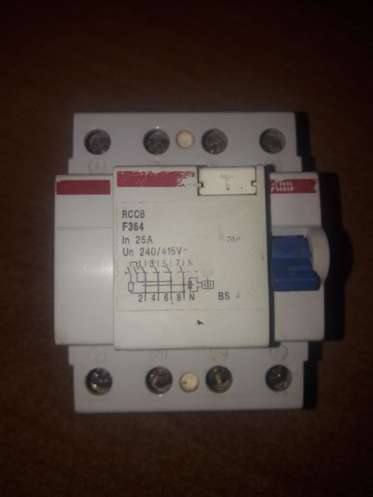 Диференціальне реле (ПЗВ) УЗО ABB 25A/0.03 25A 4P 30mA