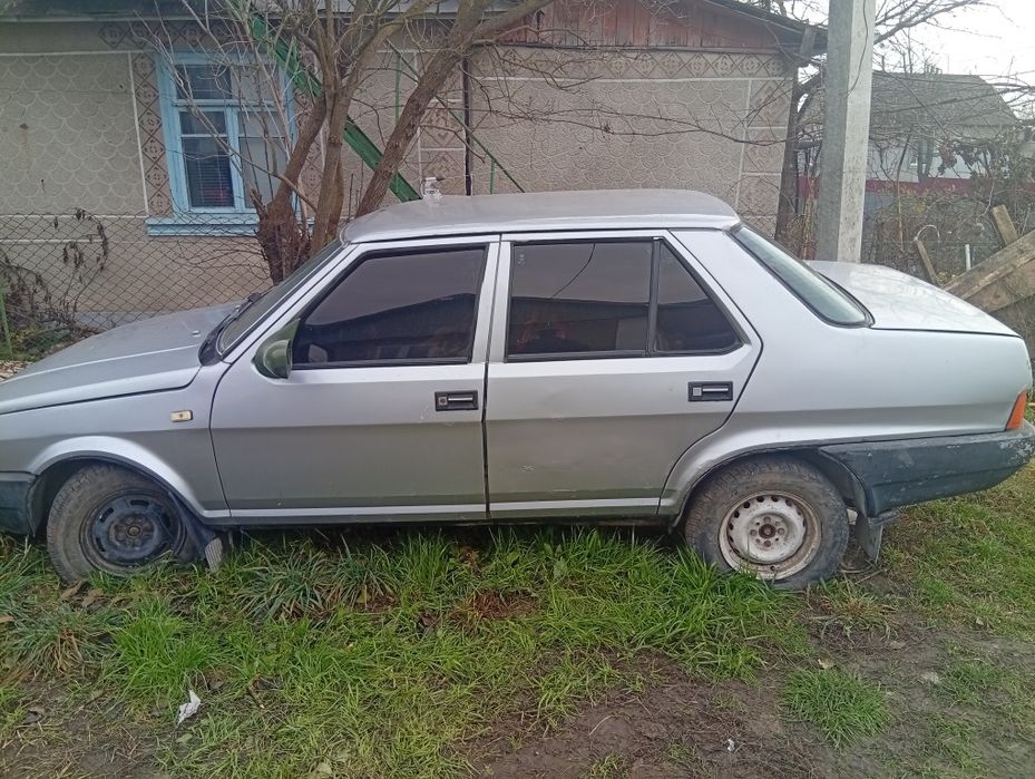 Продам нормальний робочий апарат