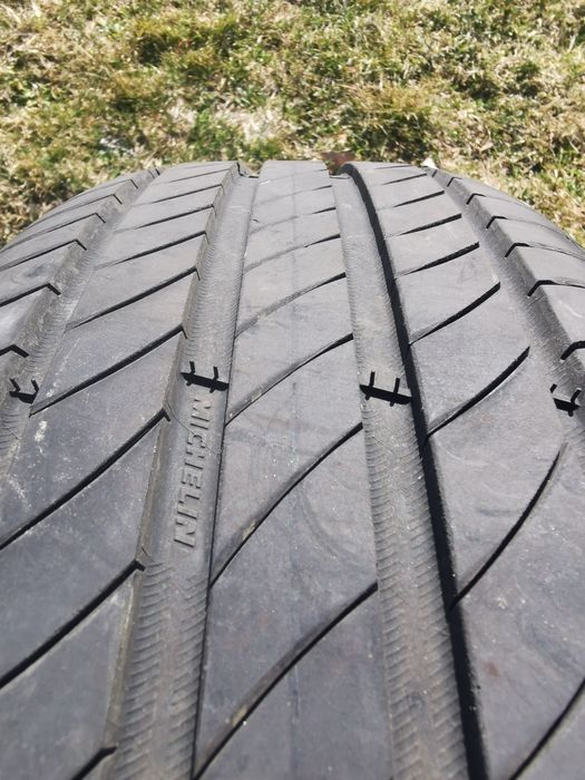 Michelin primacy 4  215/65/17 komplet