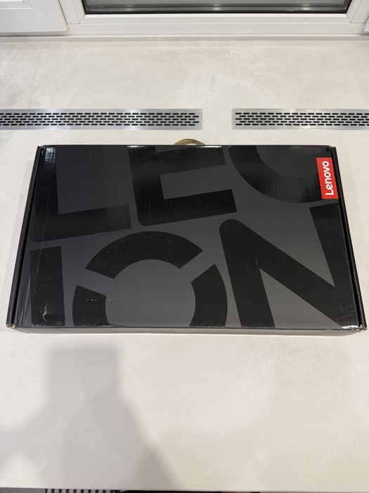 Lenovo Legion Pro 7 | 16IRX8H