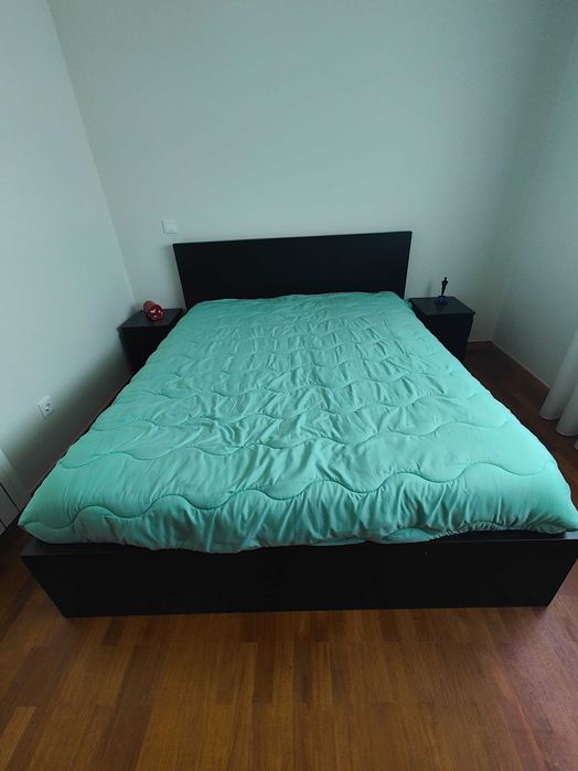 Cama Casal + Mesinhas Cabeceira - oferta colchão