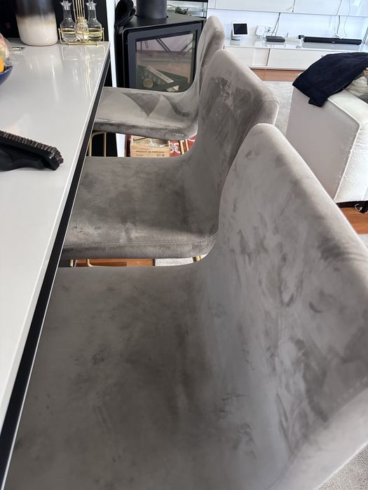 3 bancos altos elegantes