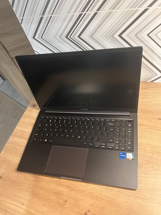 Laptop Samsung Galaxy Book2 NP750XED