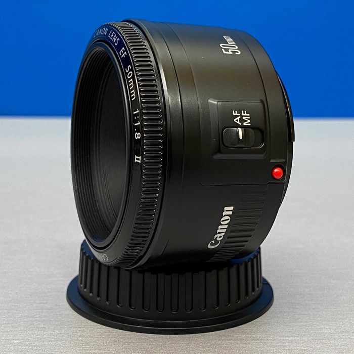 Canon EF 50mm f/1.8 II
