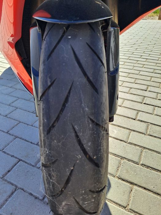 Suzuki gsxr 600 k8