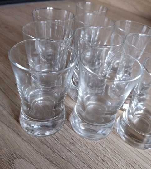 Kieliszki do wódki, ok 4 cl = 10 sztuk
