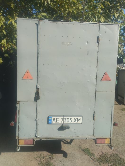 Продам прицеп на авто