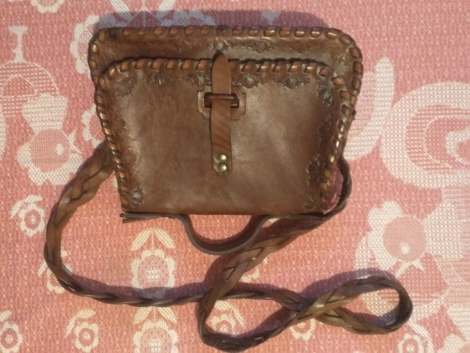 Кожаная сумка женская ручной работы