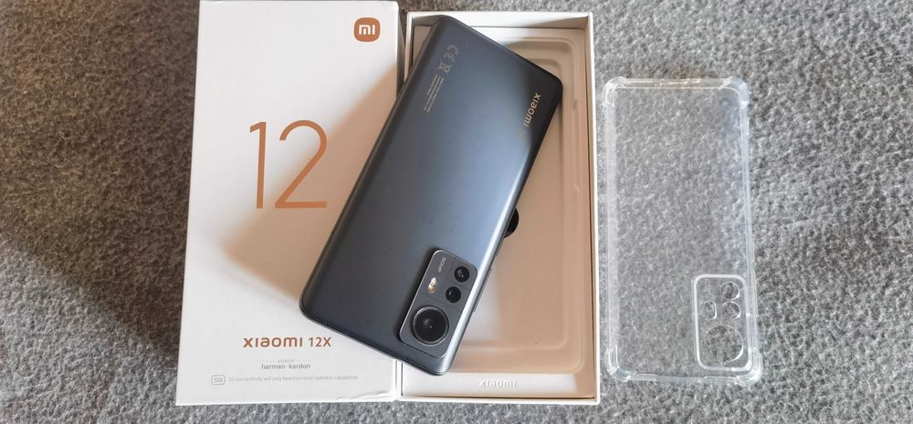 Xiaomi 12X 8/128 + POCO M4 8/256 + Huawei MATE P40 Pro + Sony Xperia XZ2 Compact