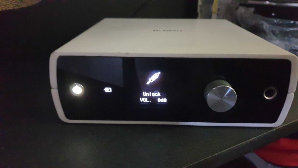ЦАП з підсилювачем для навушників Denon DA-300USB