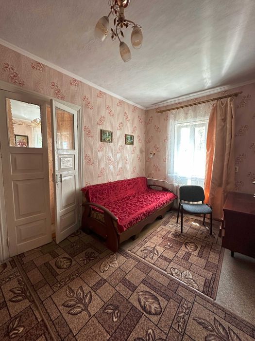 Продам капітальний житловий будинок, 10 хвилин від метро Індустріальна (Пролетарська)