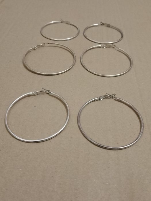 Conjunto de brincos de argola