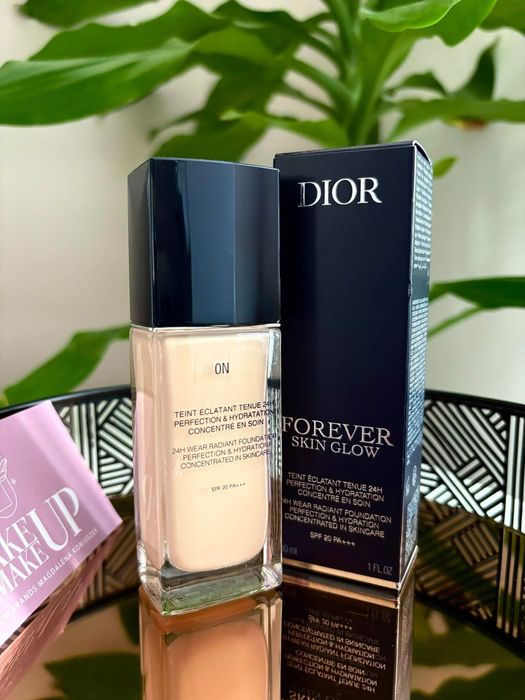 【未使用】Dior Forever Skin Glow 30ml Dior Forever Skin Glow 30ml - メルカリ