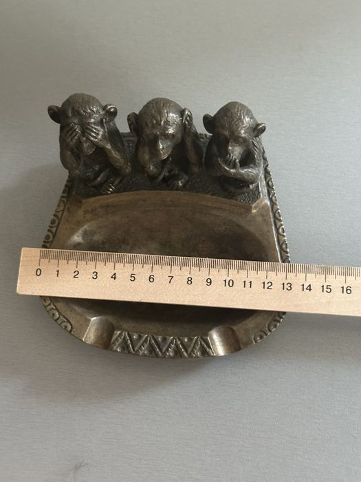 Бронзова попільничка (Бронзовая пепельница), Нимор, СРСР