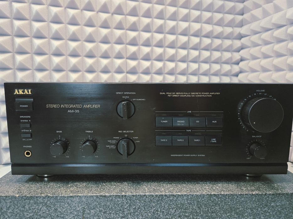 AKAI AM 35, wzmacniacz