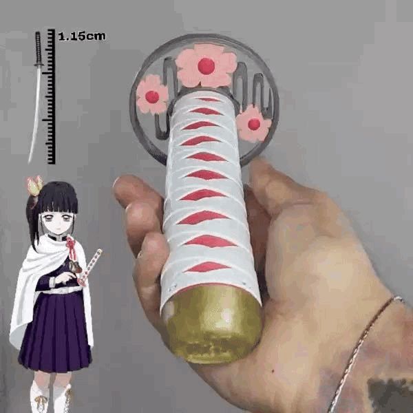 Katanas Kimetsu no Yaiba – Réplicas Decorativas