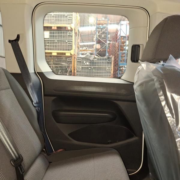 Porta lateral correr esquerda VOLKSWAGEN Caddy V Kombi (SBB, SBJ)