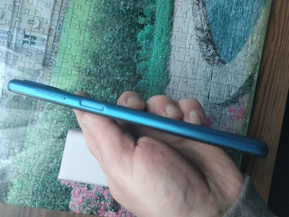 самсунг гелексі А12. 4/128gb гарний стан