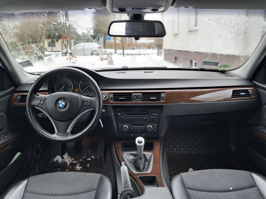 Deska rozdzielcza bmw e90 z poduszka