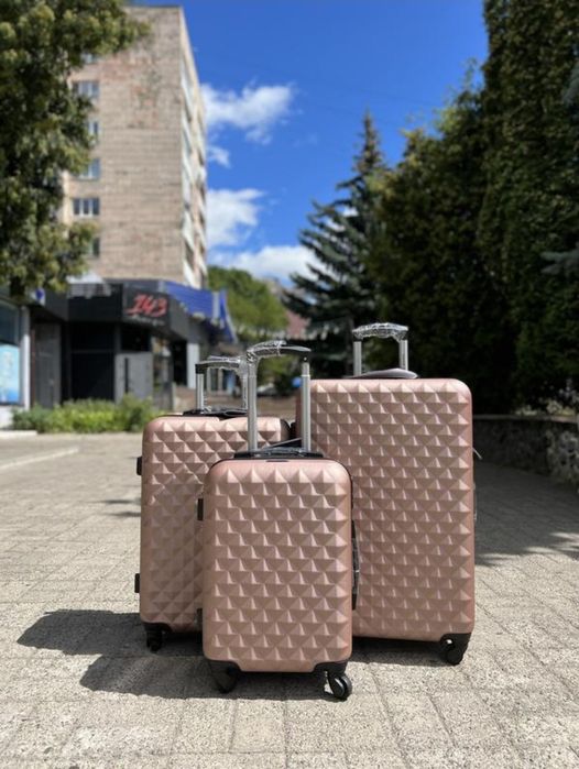 Чемодан Wings  190 Новинка  Poland