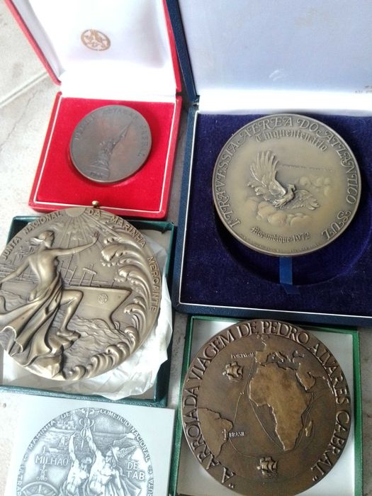 medalhas  antigas militares peças raras